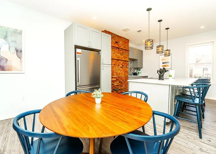 Newly Remodeled 3br Retreat Near Downtown Holiday home Pittsburgh