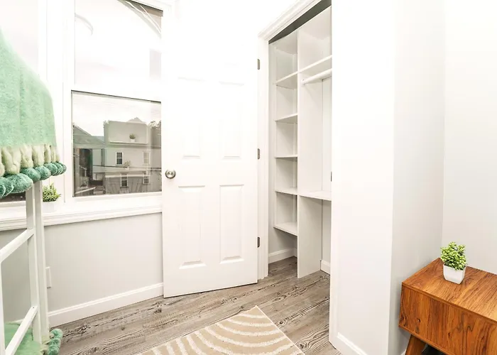 Newly Remodeled 3br Retreat Near Downtown Pittsburgh