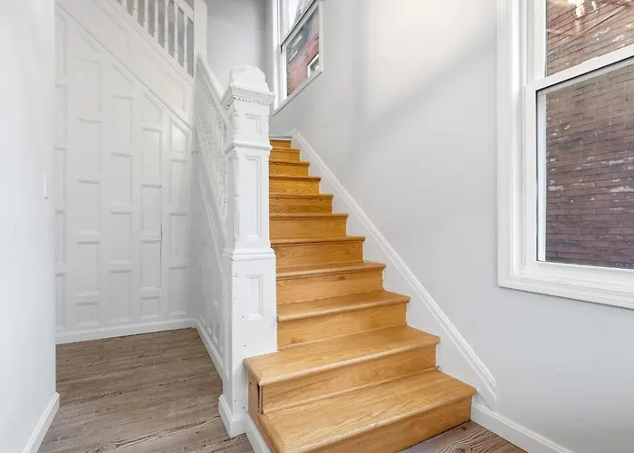 Holiday home Newly Remodeled 3br Retreat Near Downtown Pittsburgh
