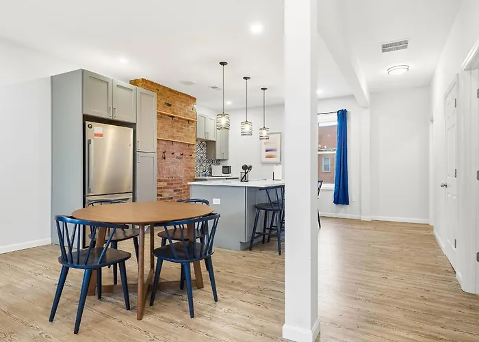 Holiday home Newly Remodeled 3br Retreat Near Downtown Pittsburgh