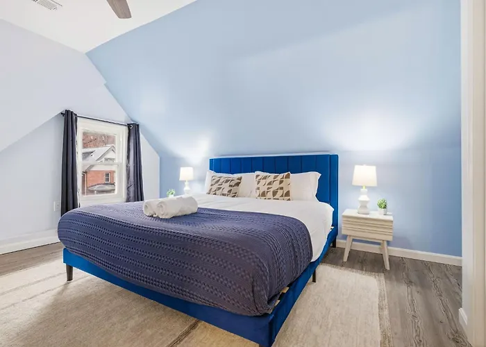 Newly Remodeled 3br Retreat Near Downtown Holiday home