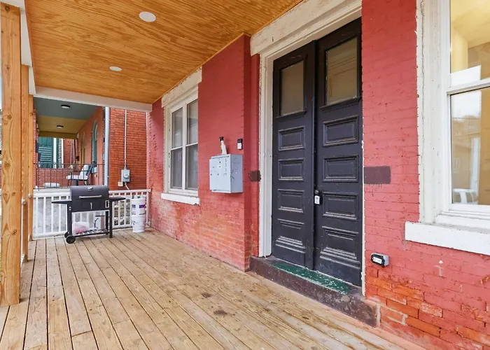 Newly Remodeled 3br Retreat Near Downtown Pittsburgh